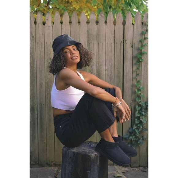 UGG Women's Legacy Black Rounded Toe Sheepskin Lining Classic Ultra Mini Boot - Picture 7 of 8